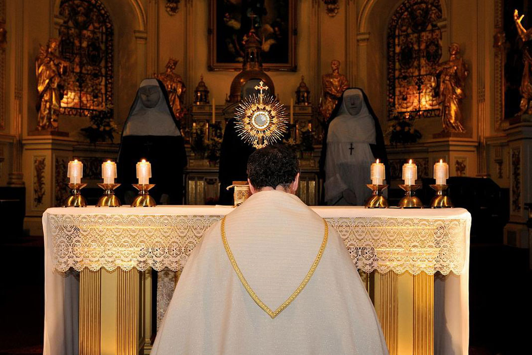 Devenir prêtre Église catholique de Québec