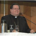 http://beta.ecdq.org/wp-content/uploads/2013/04/13_avril_Magr-Lacroix.jpg